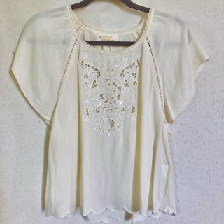 ダブルクローゼット(w closet)のwcloset wears inc. 半袖 トップス ブラウス 刺繍 透け感(シャツ/ブラウス(半袖/袖なし))