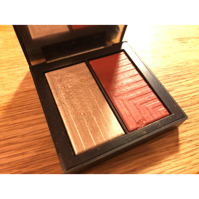 NARS(ナーズ)のおまとめページ コスメ/美容のベースメイク/化粧品(フェイスカラー)の商品写真