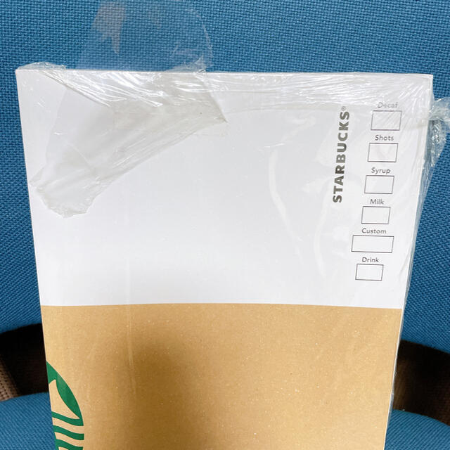 Starbucks Coffee(スターバックスコーヒー)のＳＴＡＲＢＵＣＫＳ　ＯＦＦＩＣＩＡＬ　ＢＯＯＫ エンタメ/ホビーの本(住まい/暮らし/子育て)の商品写真