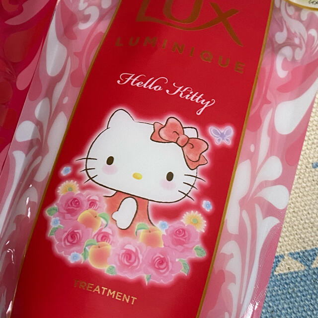 LUX(ラックス)の期間限定 LUX ルミニーク ダメージリペア ハローキティ 詰替 各350g ★ コスメ/美容のヘアケア/スタイリング(シャンプー/コンディショナーセット)の商品写真