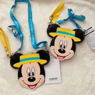 ディズニー(Disney)のミッキー チケットホルダー 2個(パスケース/IDカードホルダー)