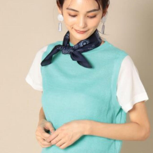 MAYSON GREY(メイソングレイ)のメイソングレイ　スカーフ付きレイヤードニット レディースのトップス(Tシャツ(半袖/袖なし))の商品写真