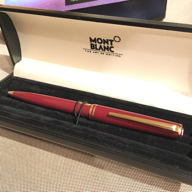 MONTBLANC(モンブラン)のモンブランクラシックボールペンボルドー（マイスターシュテュックMontBlanc インテリア/住まい/日用品の文房具(その他)の商品写真