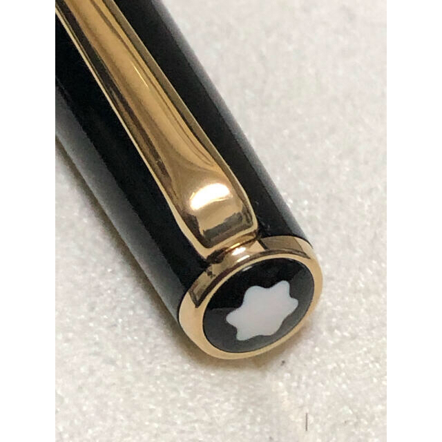 MONTBLANC(モンブラン)のMONTBLANC モンブランボールペンクラシック インテリア/住まい/日用品の文房具(ペン/マーカー)の商品写真