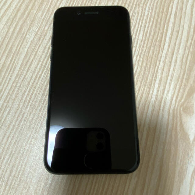 iPhone 7 ブラック　128 GB SIMフリー