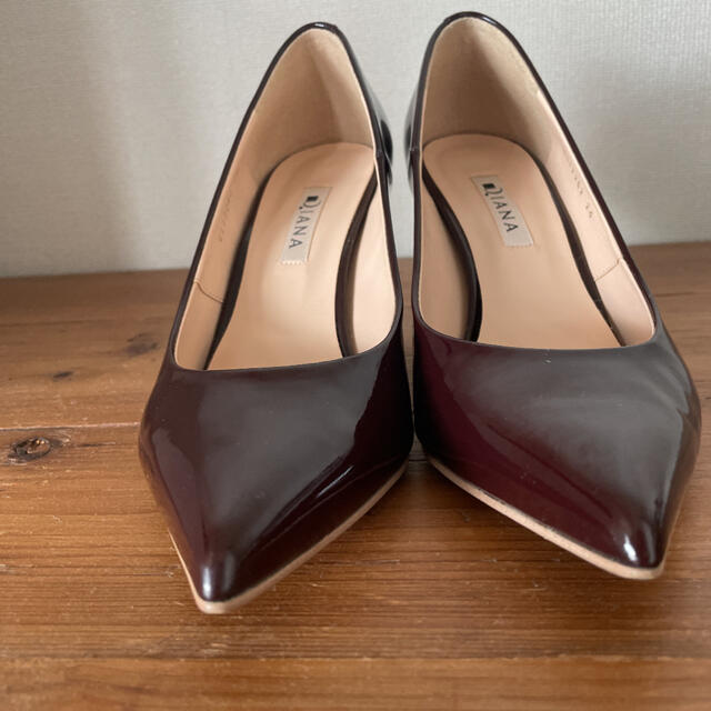 美品ダイアナ エナメルパンプス ブラウン 3