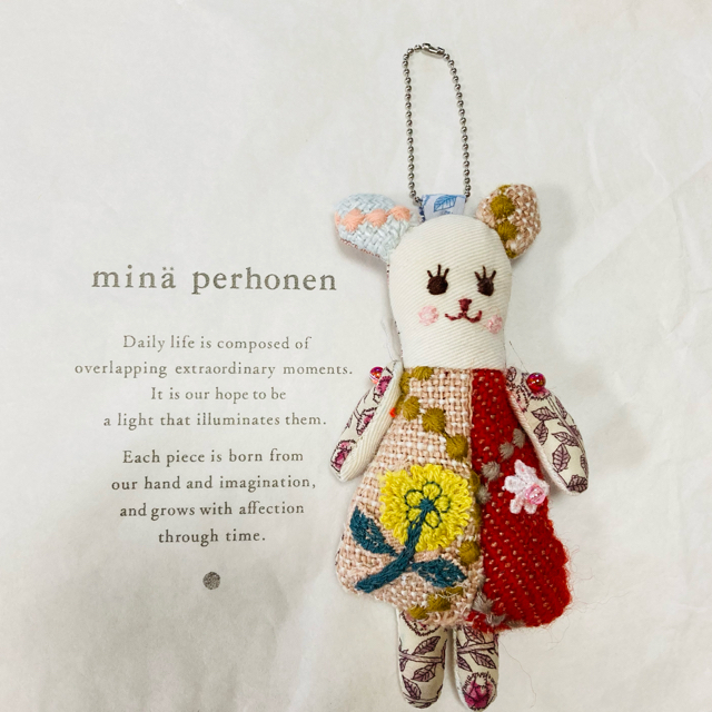 mina perhonen(ミナペルホネン)のミナペルホネン　クマちゃんチャーム②☆彡 ハンドメイドのファッション小物(バッグチャーム)の商品写真