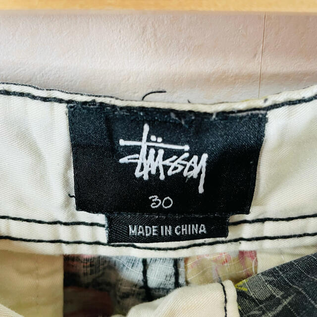 stussy ステューシー　花柄ショーツ　ハーフパンツ　総柄　ハイビスカス　30