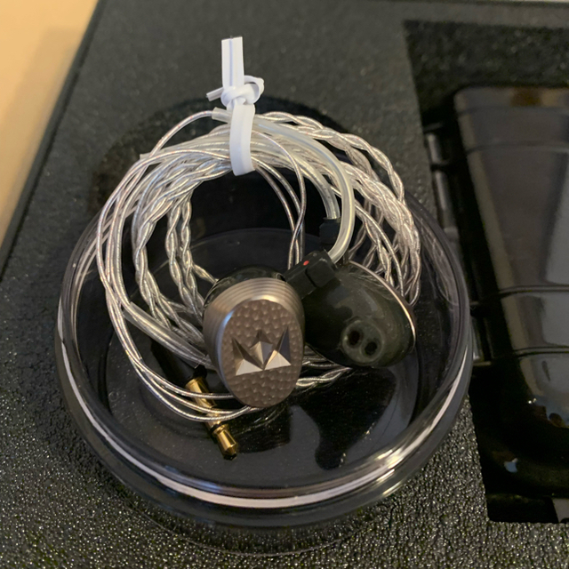 Noble Audio 旧TRIDENT イヤホン