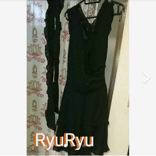 リュリュ(RyuRyu)のS★Ryuryuフレアｶｼｭｸｰﾙﾜﾝﾋﾟ　ドレス黒(ひざ丈ワンピース)