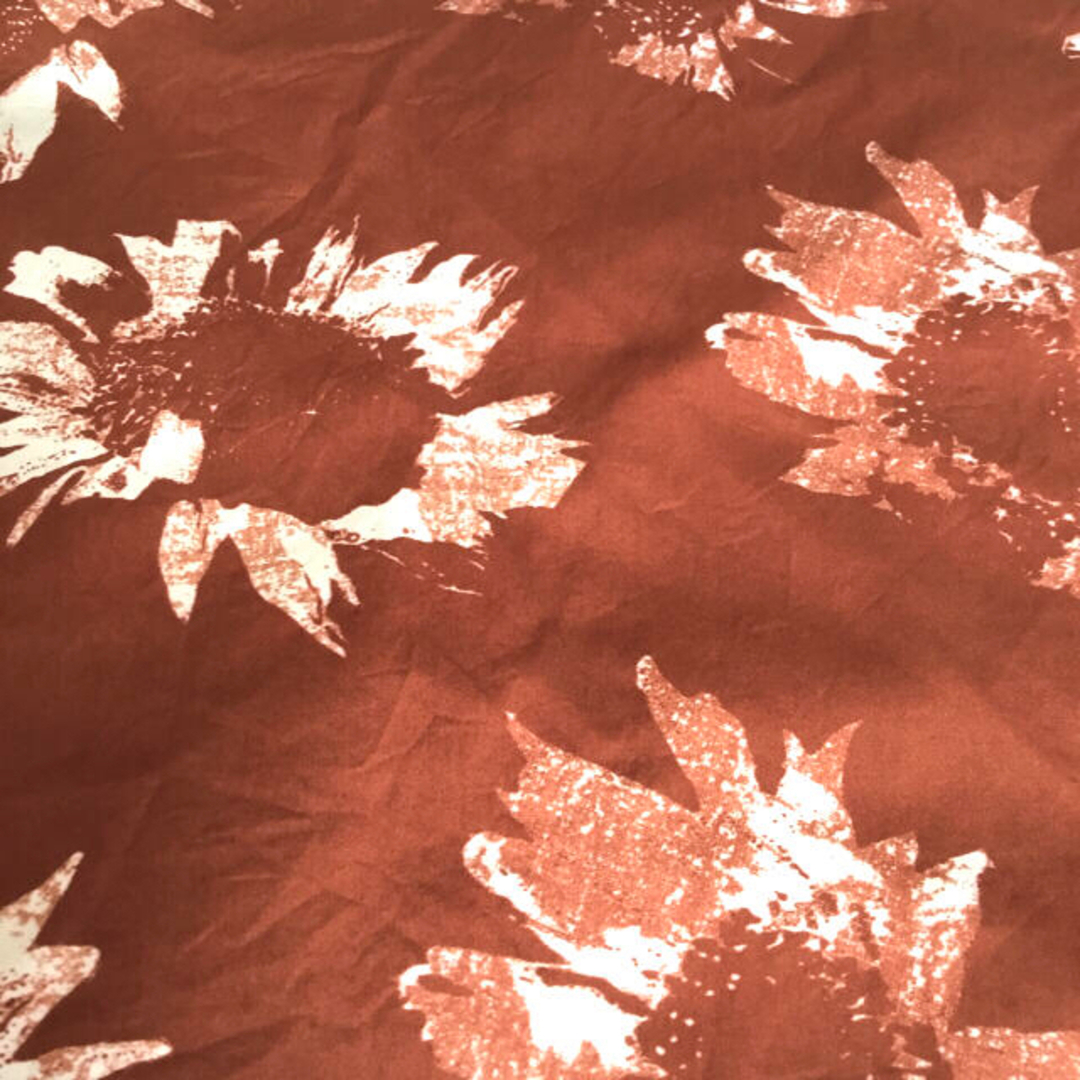 GALLARDA GALANTE(ガリャルダガランテ)の秋色✨COLLAGE 煉瓦色ブラウス(前後ろ兼用タイプ) レディースのトップス(シャツ/ブラウス(半袖/袖なし))の商品写真