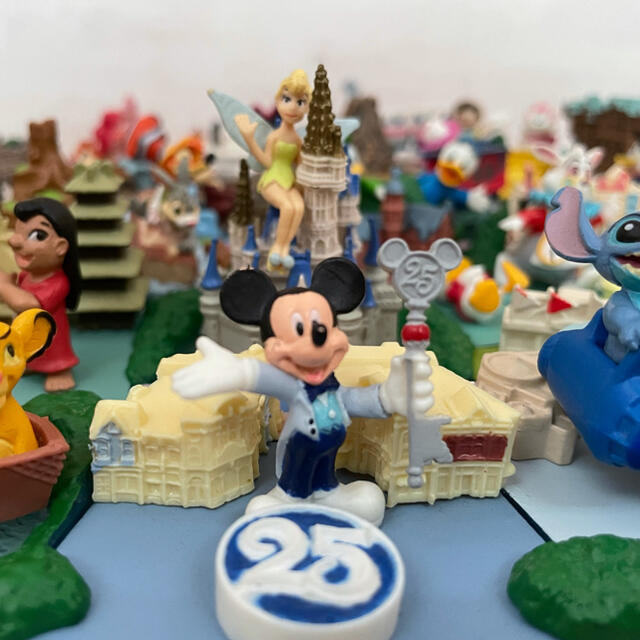 Disney(ディズニー)のディズニーリゾート　ジオラマフィギュア ハンドメイドのおもちゃ(フィギュア)の商品写真