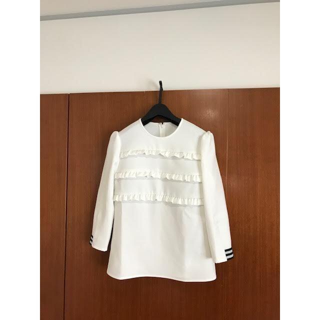 BARNEYS NEW YORK(バーニーズニューヨーク)の21SS BORDERS at BALCONY フリル ブラウス レディースのトップス(シャツ/ブラウス(長袖/七分))の商品写真