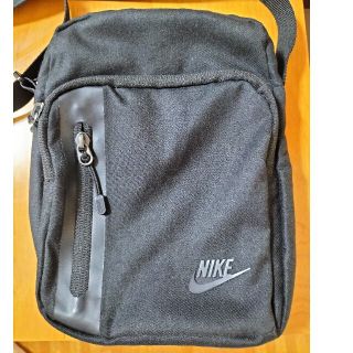 ナイキ(NIKE)のNIKE NSW コアスモールアイテム 3.0 BA5268(ショルダーバッグ)