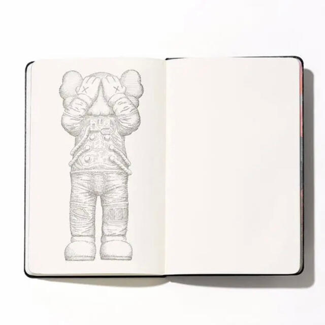 KAWS TOKYO FIRSTノート新品2点セットMoleskineKEYHOLDER