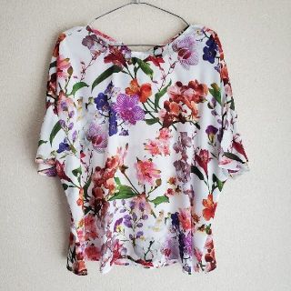 NARACAMICIE(花柄 ・ シャツ/ブラウス(半袖/袖なし))のフリマ NARACAMICIE(花柄 ・ シャツ/ブラウス(半袖/袖なし))のフリマ