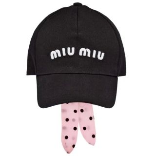 ミュウミュウ(miumiu)の新品未使用！送料込み★MiuMiu★ロゴ入り ドット リボン付き キャップ(キャップ)