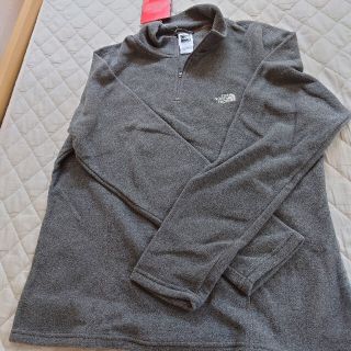 ザノースフェイス(THE NORTH FACE)のザ・ノース・フェースの長袖フリースシャツです(シャツ/ブラウス(長袖/七分))