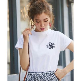 Drawer - SEVENTEN セブンテン 刺繍Tシャツの通販 by abc's shop