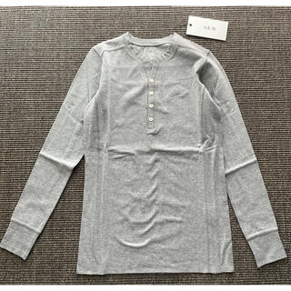 A00126/エイケイエムAKMバックロゴヘンリーネックストレッチロングTシャツ