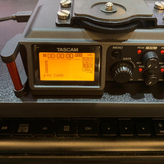 TASCAM DR-70D カメラ用リニアPCMレコーダー 電源アダプタ有り 【お