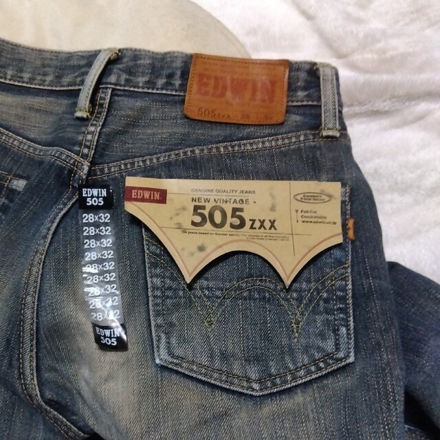 EDWIN - EDWIN 505ZXX 赤耳 裾処理未 ブラピ フラッシャーは在れ EDWIN - EDWIN 505ZXX 赤耳 裾処理未 ブラピ フラッシャーは在れ