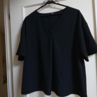 ユニクロ(UNIQLO)のUNIQLO ユニクロ Vネック 半袖カットソー XL(カットソー(半袖/袖なし))