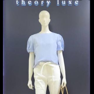 セオリーリュクス(Theory luxe)のセオリーリュクス　パフスリーブブラウス　美品(シャツ/ブラウス(半袖/袖なし))