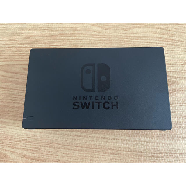 Nintendo Switch JOY-CON(L) ネオンブルー/(R) ネオ エンタメ/ホビーのゲームソフト/ゲーム機本体(家庭用ゲーム機本体)の商品写真