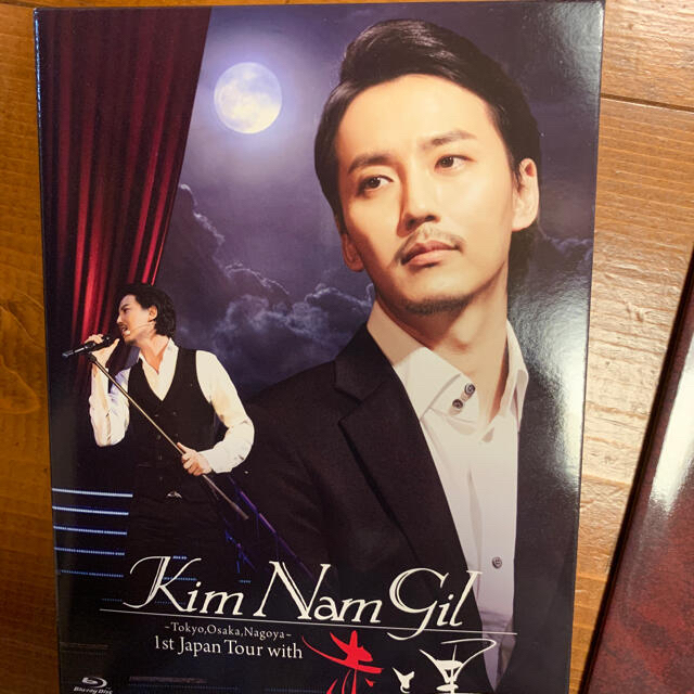 Kim　Nam　Gil　1st　Japan　Tour　With　赤と黒 Blu-