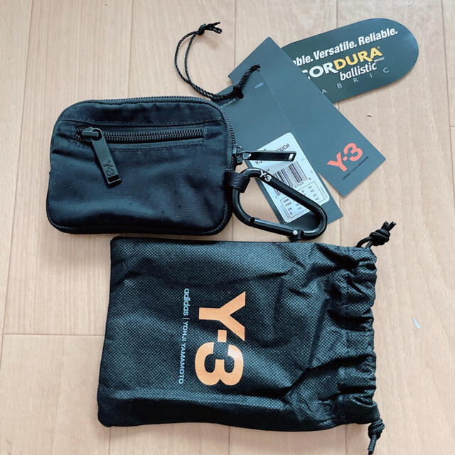 Y-3(ワイスリー)の正規品　付属品完備　Y-3 ポーチ　財布 メンズのバッグ(その他)の商品写真