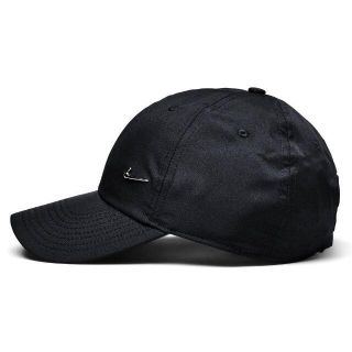 ナイキ(NIKE)の【ユニセックス】Nike metal swoosh cap ナイキ　ブラック(キャップ)