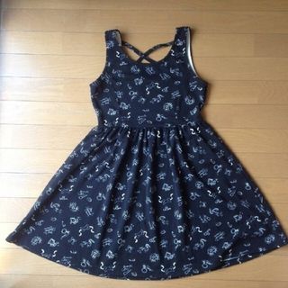 美品！◆黒×白　ノースリーブミニワンピース　春秋物◆(ミニワンピース)