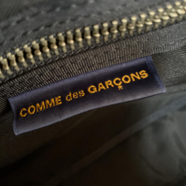 COMME des GARCONS HOMME PLUS(コムデギャルソンオムプリュス)のCOMME des GARCONS HOMME PLUS メンズのバッグ(ショルダーバッグ)の商品写真