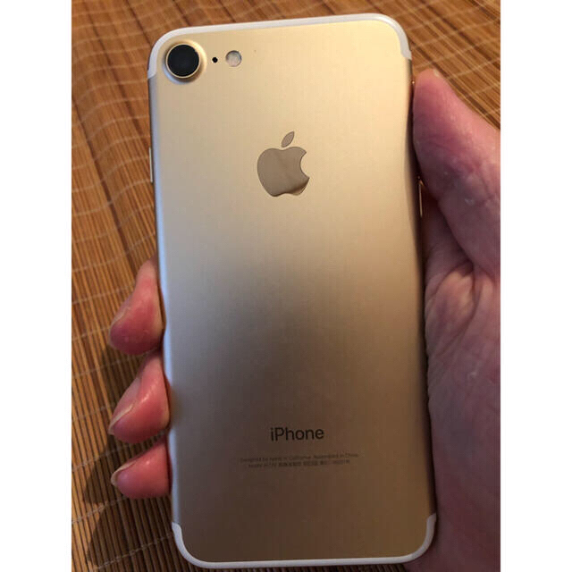 iPhone7 Gold 32GB ジャンク/部品取り 1
