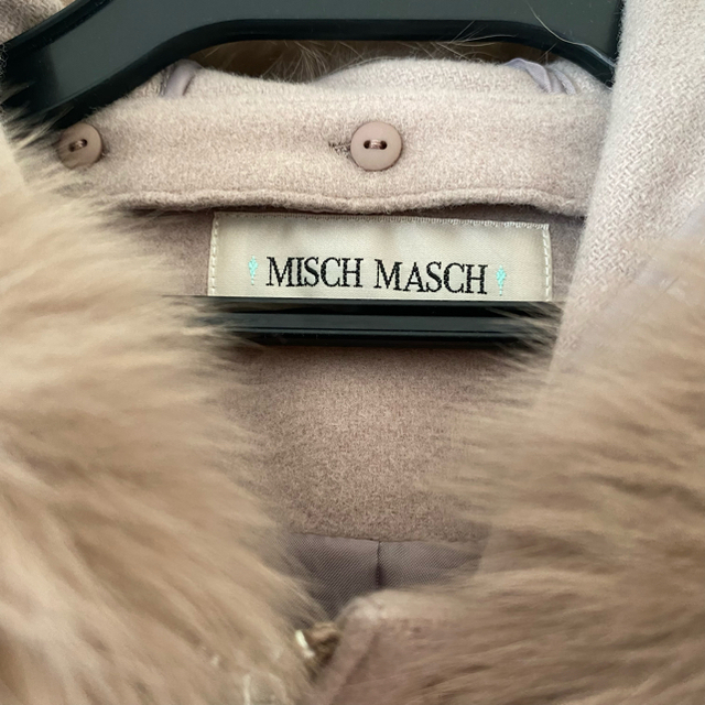 MISCH MASCH(ミッシュマッシュ)のMISCH MASCH フードZIPハーフ丈コート  レディースのジャケット/アウター(毛皮/ファーコート)の商品写真