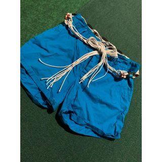 ザラ(ZARA)のZARA ターコイズブルーショートパンツ　Lサイズベルト付き(ショートパンツ)