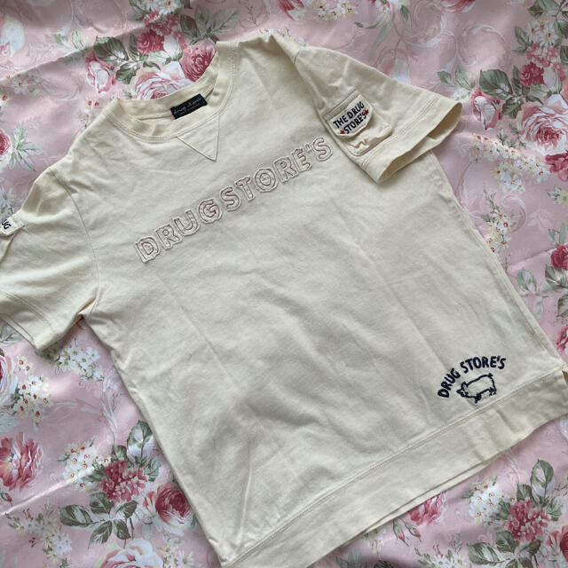 drug store's(ドラッグストアーズ)のTシャツ⭐︎ドラッグストアーズ レディースのトップス(Tシャツ(半袖/袖なし))の商品写真