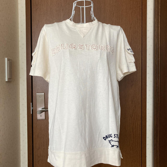 drug store's(ドラッグストアーズ)のTシャツ⭐︎ドラッグストアーズ レディースのトップス(Tシャツ(半袖/袖なし))の商品写真