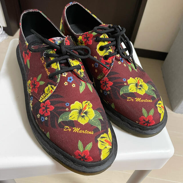 Dr.Martens(ドクターマーチン)のドクターマーチン　ハイビスカス レディースの靴/シューズ(ローファー/革靴)の商品写真