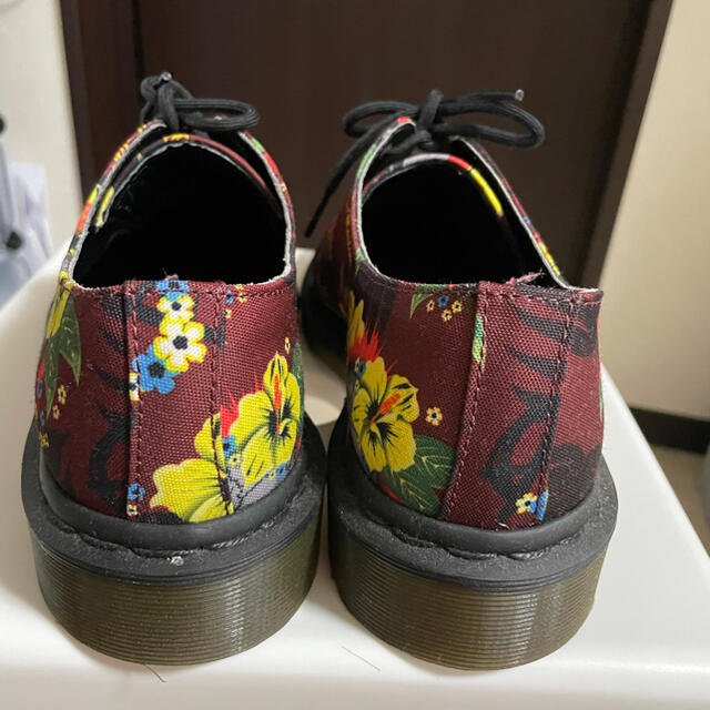 Dr.Martens(ドクターマーチン)のドクターマーチン　ハイビスカス レディースの靴/シューズ(ローファー/革靴)の商品写真