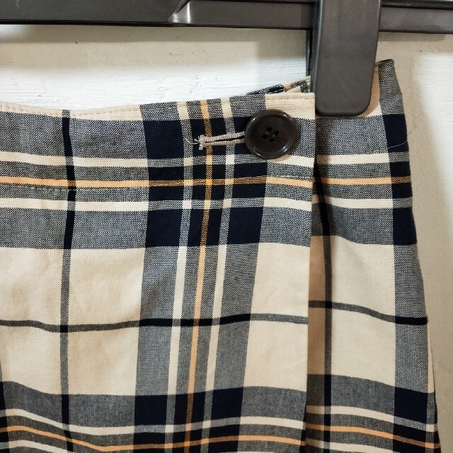 Yorkland(ヨークランド)のヨークランド　チェックスカート レディースのスカート(ひざ丈スカート)の商品写真