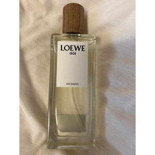 LOEWE(ロエベ)の【値下げ】LOEWEの香水 woman001 50ml コスメ/美容の香水(香水(女性用))の商品写真