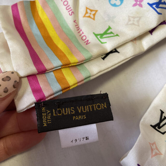 LOUIS VUITTON(ルイヴィトン)のLV スカーフ マルチカラー レディースのファッション小物(バンダナ/スカーフ)の商品写真