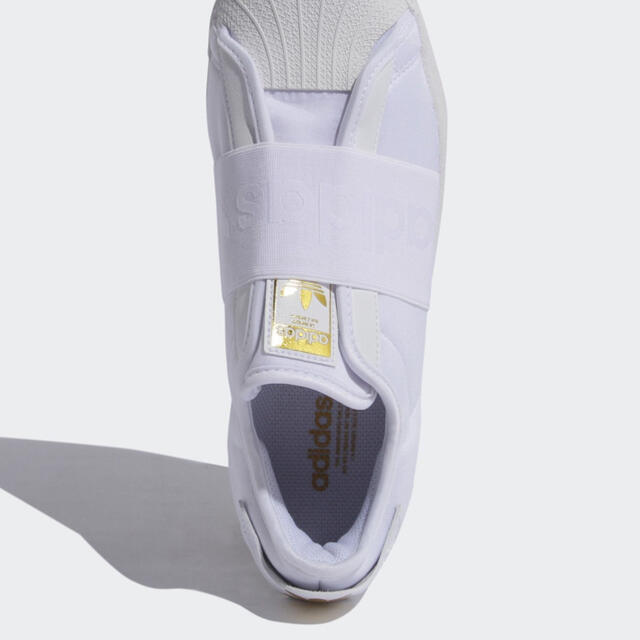 adidas(アディダス)のアディダス　スリッポン レディースの靴/シューズ(スリッポン/モカシン)の商品写真