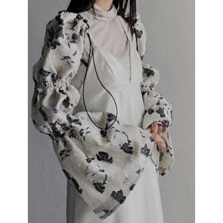 litmus kishidamiki シャーリングスリーブ