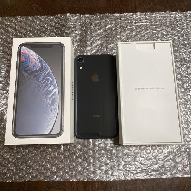 iPhone XR Black 64 GB au SIMロック解除済み