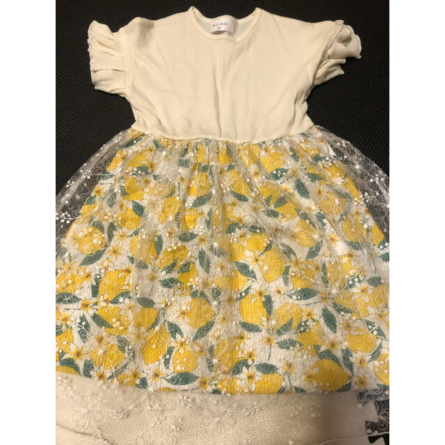 ワンピース　１３０ キッズ/ベビー/マタニティのキッズ服女の子用(90cm~)(ワンピース)の商品写真