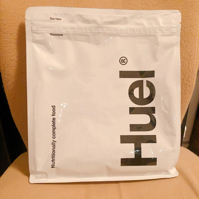 Huel チョコレート味　2022.06賞味期限