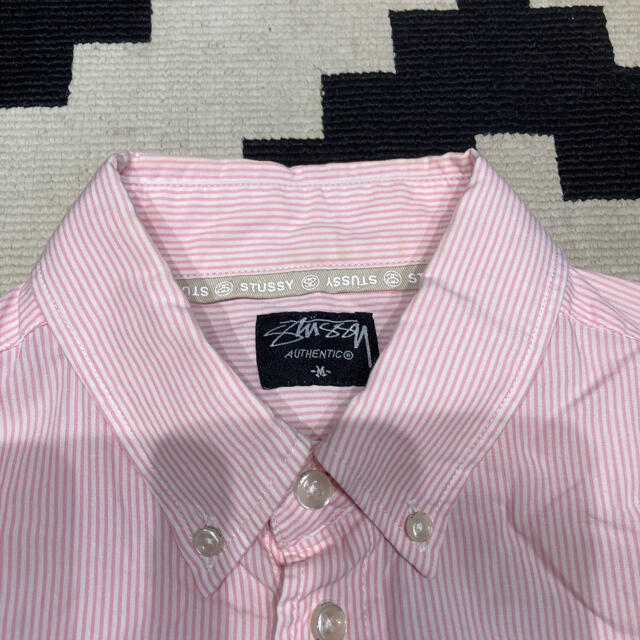 STUSSY(ステューシー)のステューシーstussy ストライプ半袖シャツ　シュプ　バル　ナイキ　アディダス メンズのトップス(シャツ)の商品写真